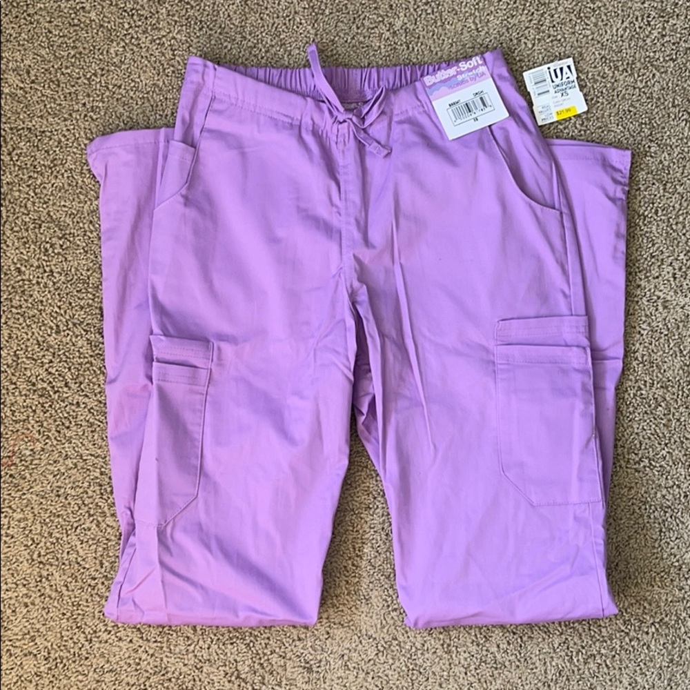 NWT Butter-Soft Uniform Advantage cargo scrub pant